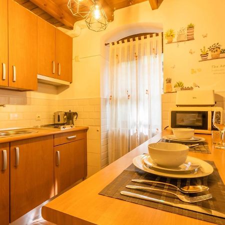 Apartamento Patio Andaluz En Sevilla エクステリア 写真