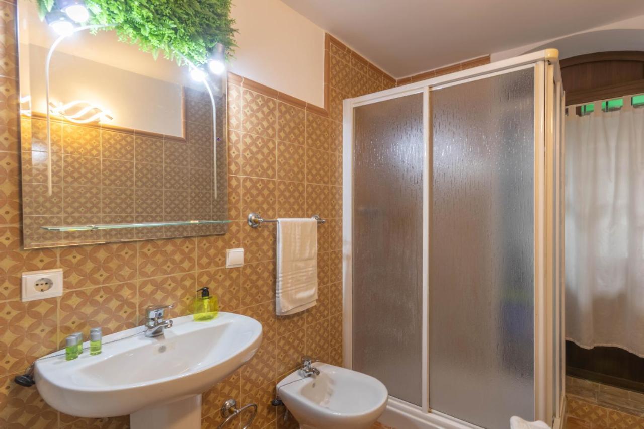 Apartamento Patio Andaluz En Sevilla エクステリア 写真